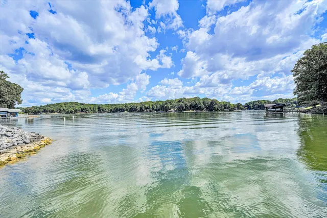 $2,495,000 | 152 Windward Pointe Drive, Moneta, VA 24121