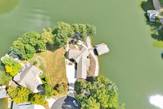 $2,495,000 | 152 Windward Pointe Drive, Moneta, VA 24121