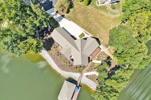 $2,495,000 | 152 Windward Pointe Drive, Moneta, VA 24121