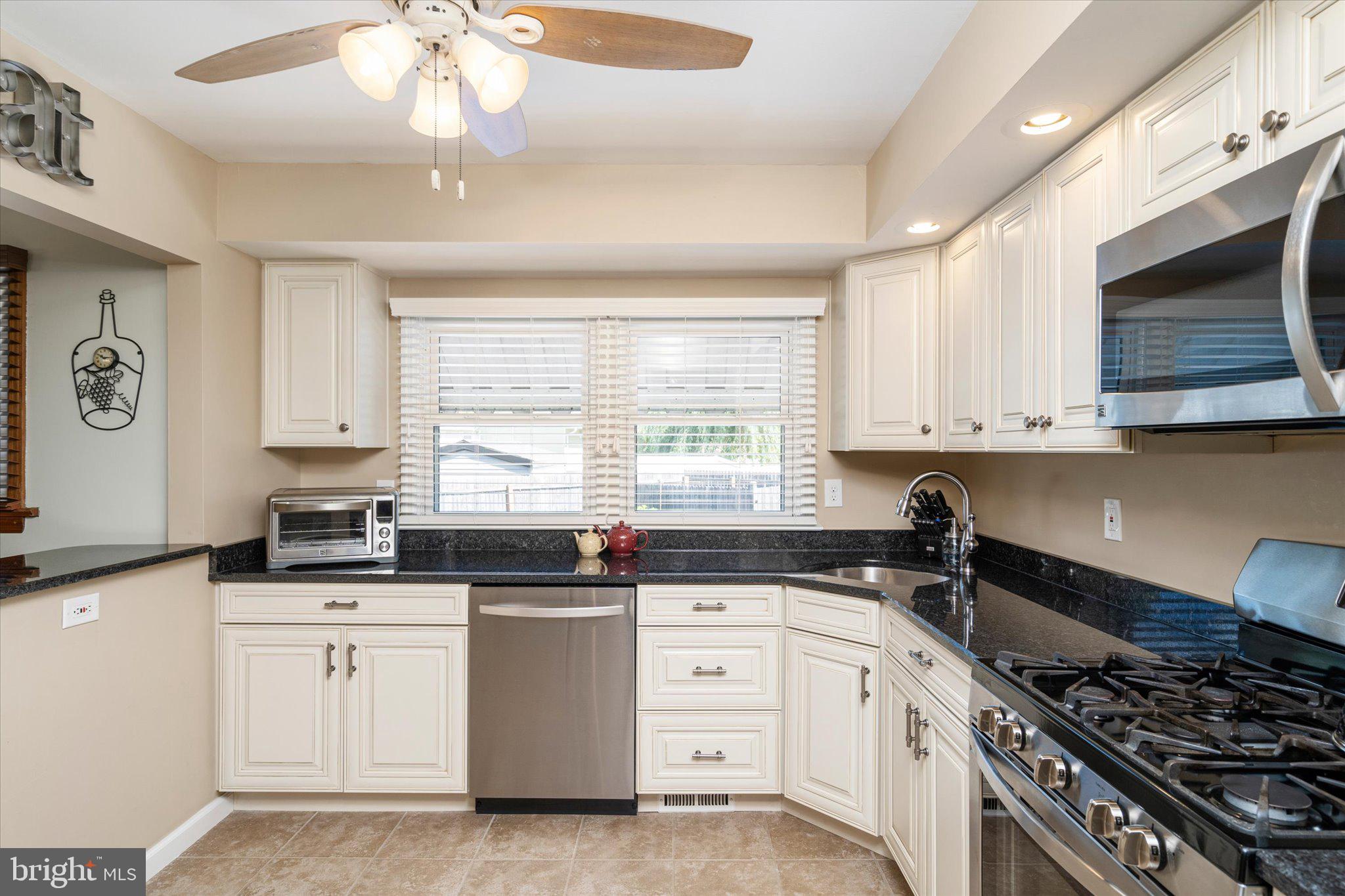 2 Bow Road Hamilton, NJ 08690 - Photo 10 of 30 Gallery Image 10