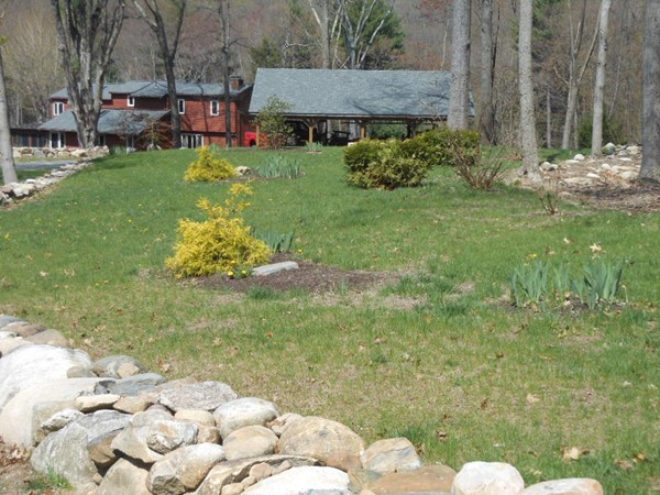 84 Russellville Road Southampton, MA 01073 - Photo 1 of 30