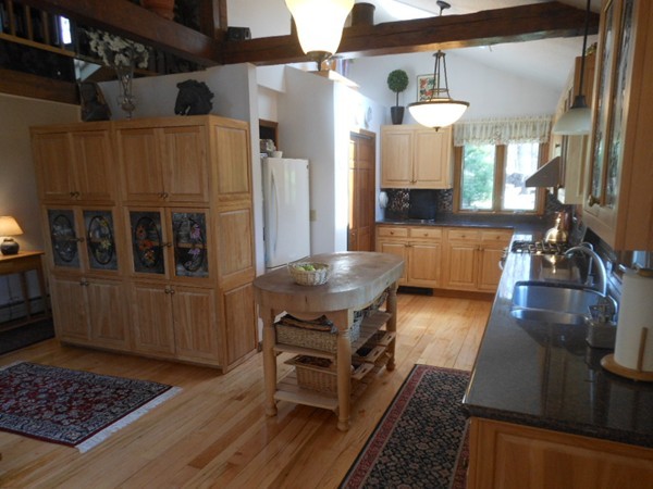 84 Russellville Road Southampton, MA 01073 - Photo 7 of 30