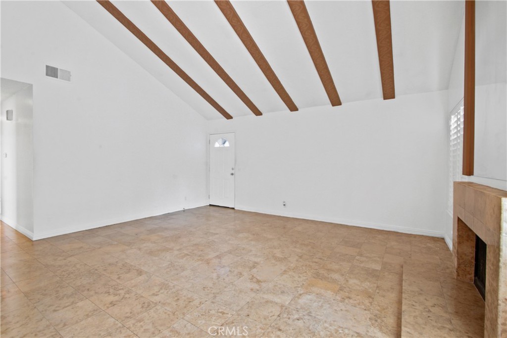 4 Brisa Irvine, CA 92620 - Photo 8 of 17 a view of an empty room