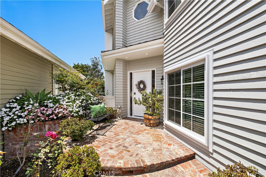 21 Emerald Irvine, CA 92614 - Photo 15 of 56 Entry