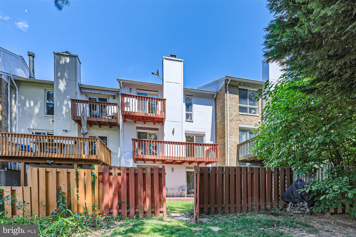 7516 Sea Change Columbia, MD 21045 - Photo 25 of 28 Back of the house view
