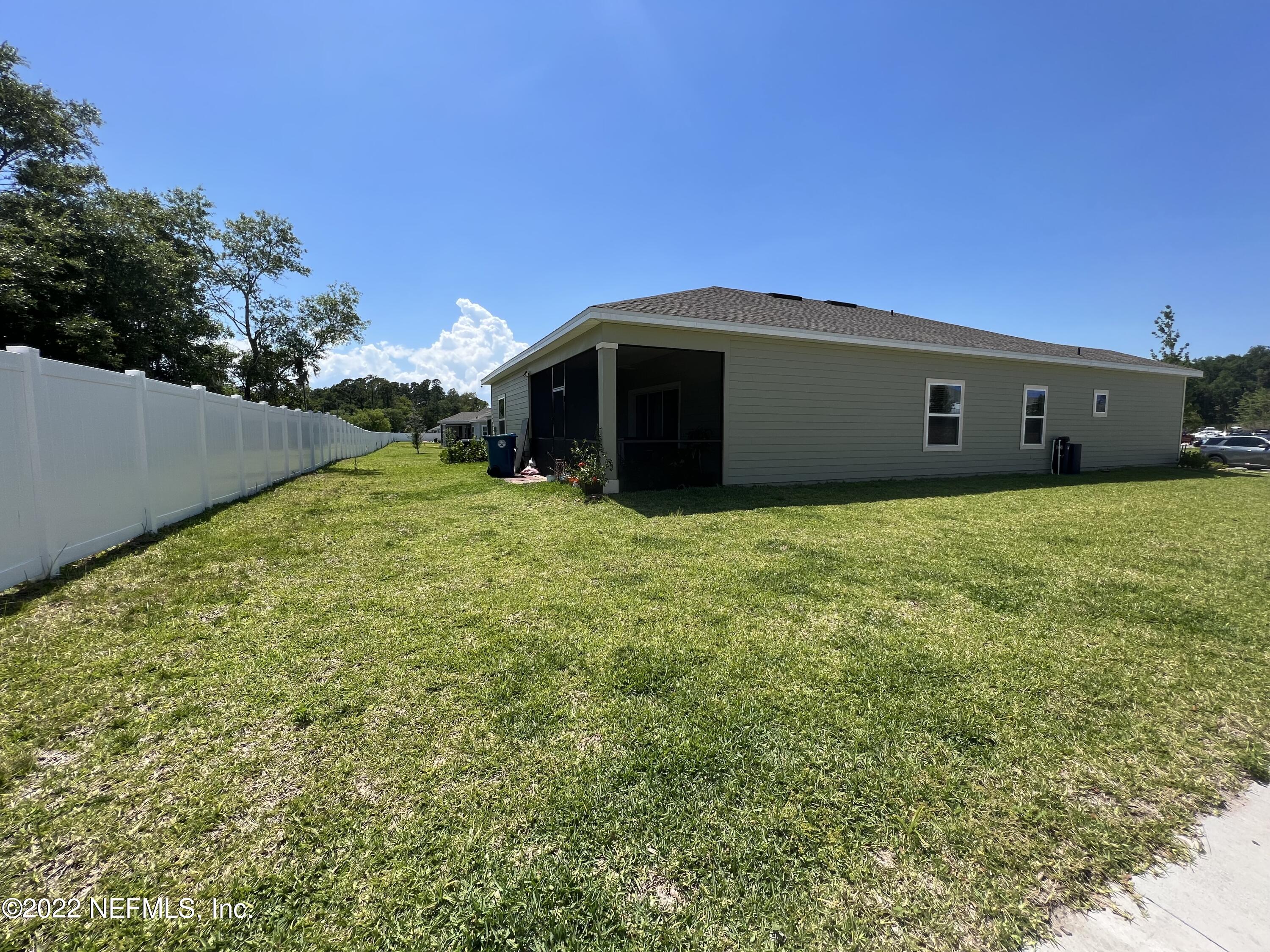 1592 Enclave Road Jacksonville, FL 32277 - Photo 3 of 28 IMG_4618