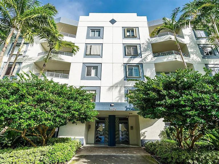 1401 Bay Road, Unit 312 Miami Beach, FL 33139 - Photo 1 of 12