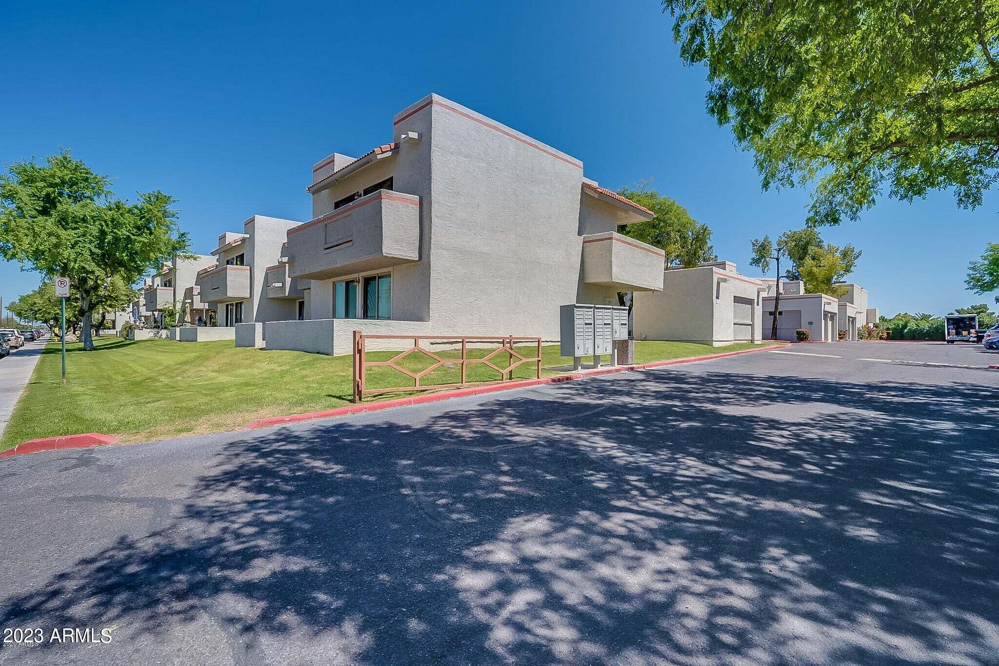 885 North Granite Reef Road, Unit 63 Scottsdale, AZ 85257 - Photo 4 of 22 20200403161333760583000000-o