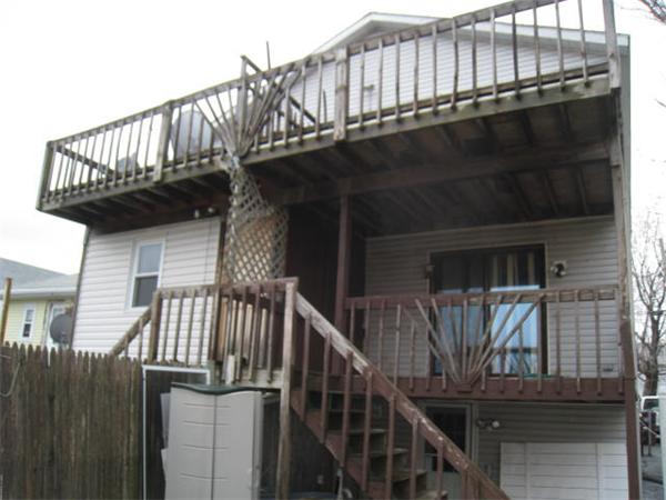 95 Bay Road, Unit A Revere, MA 02151 - Photo 2 of 12 a view of entryway