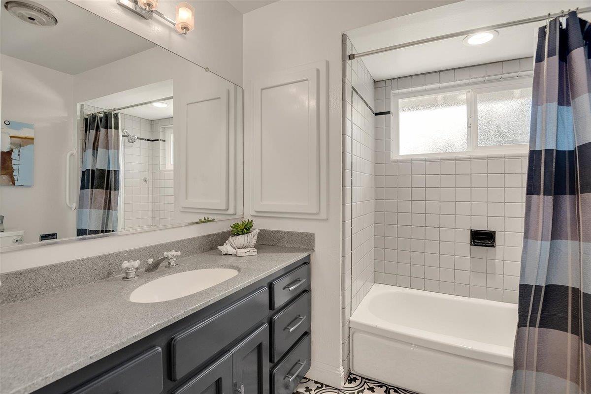 21681 Summit Road Los Gatos, CA 95033 - Photo 19 of 36 Gallery Image 19