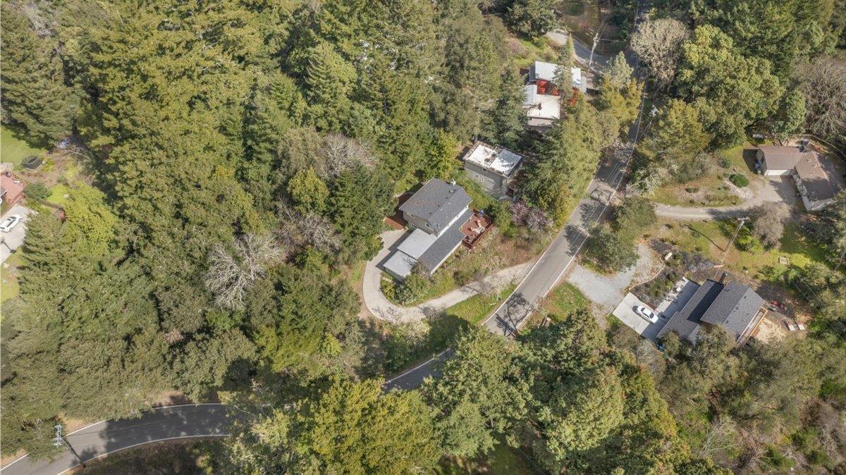 21681 Summit Road Los Gatos, CA 95033 - Photo 33 of 36 Gallery Image 33