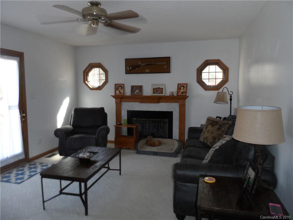 2796 Henderson Mill Road Morganton, NC 28655 - Photo 9 of 30 Gallery Image 9