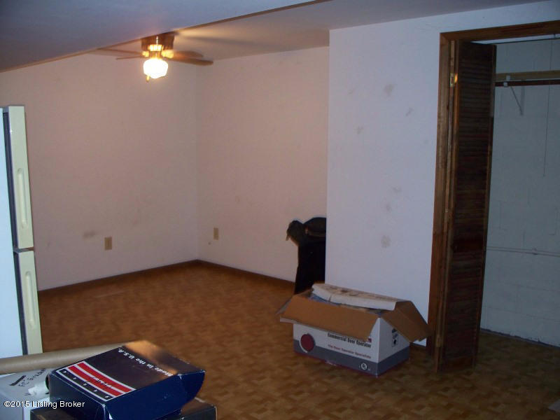 88 LCPL Hanson USMC Road Buffalo, KY 42716 - Photo 20 of 28 FINISHED ROOM IN BASEMENT