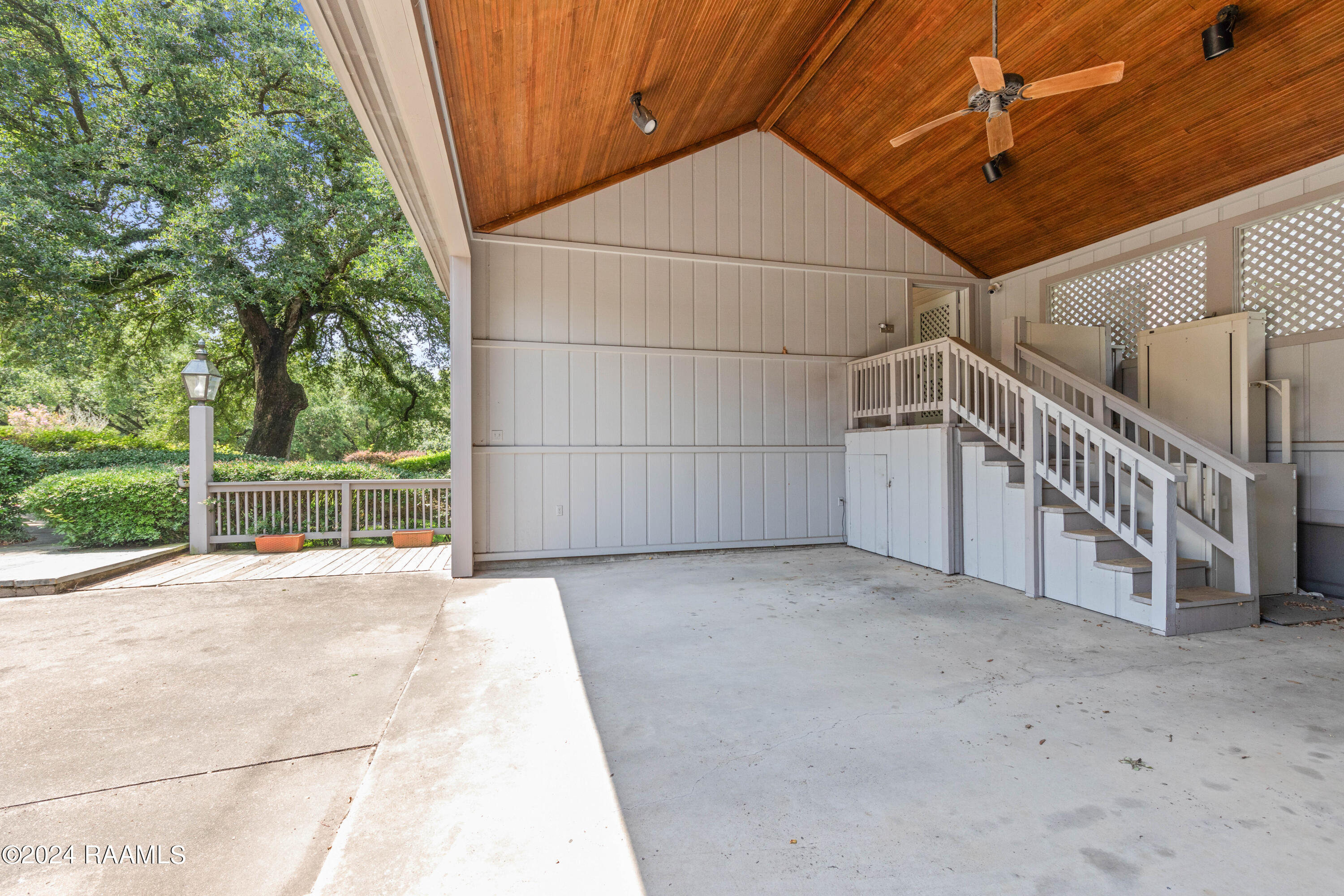 203 Stillwater Road Breaux Bridge, LA 70517 - Photo 9 of 53 455Tauzin-2