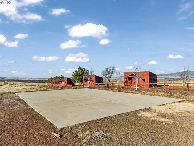 $1,399,000 | 100 Grace Way, Goldendale, WA 98620