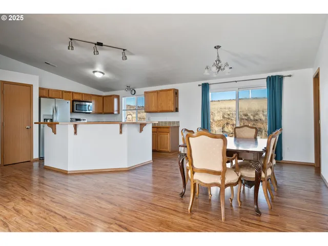 $1,399,000 | 100 Grace Way, Goldendale, WA 98620