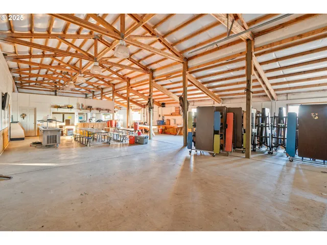 $1,399,000 | 100 Grace Way, Goldendale, WA 98620