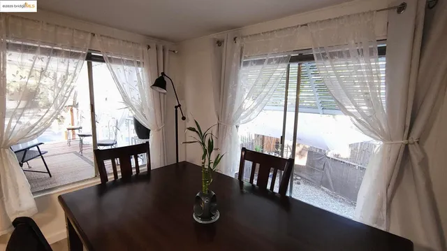 a view of entryway with washer and dryer