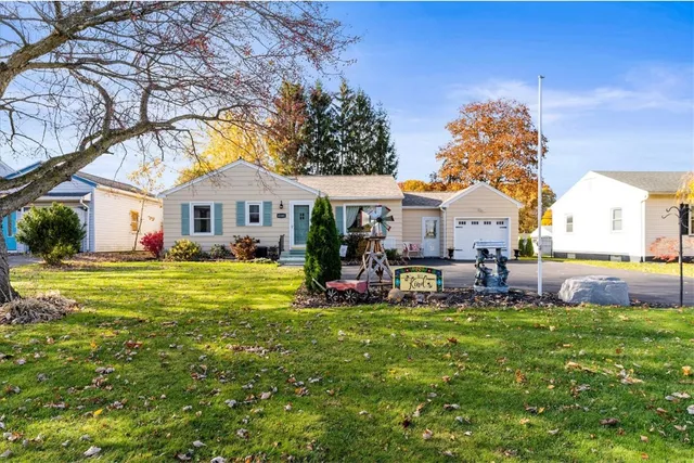 $169,900 | 4081 Mt Read Boulevard, Greece, NY 14616