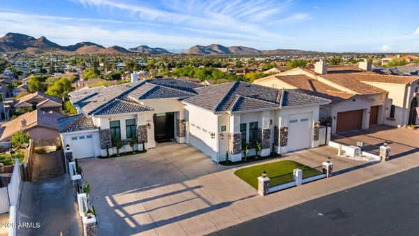 $1,643,000 | 1527 East Villa Maria Drive, Phoenix, AZ 85022