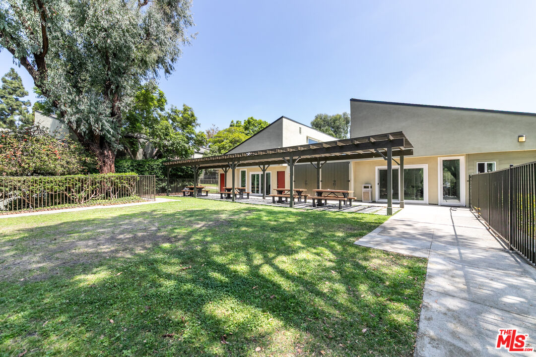4838 Hollow Corner Road, Unit 315 Culver City, CA 90230 - Photo 23 of 36 Gallery Image 23