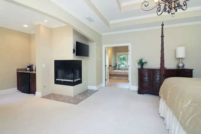 $2,449,000 | 616 Driftwood Court, Naperville, IL 60540