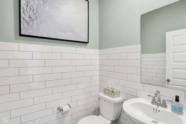 $299,990 | 11824 Marling Way, Indianapolis, IN 46235