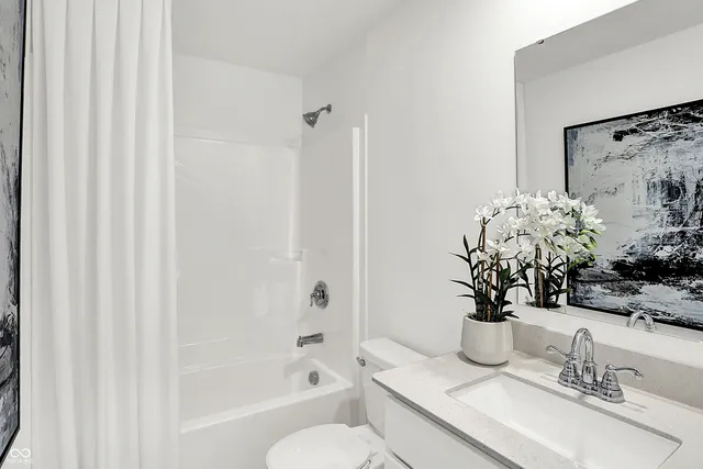 $299,990 | 11824 Marling Way, Indianapolis, IN 46235