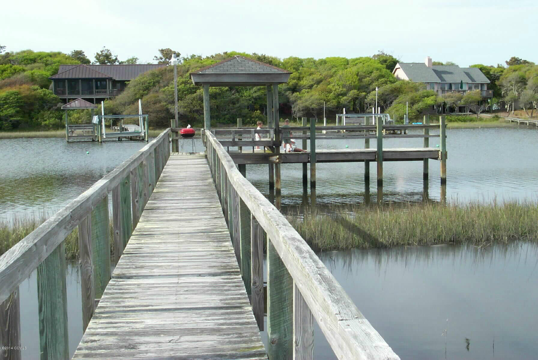 2404 West Fort Macon Road Atlantic Beach, NC 28512 - Photo 19 of 28 Day Dock