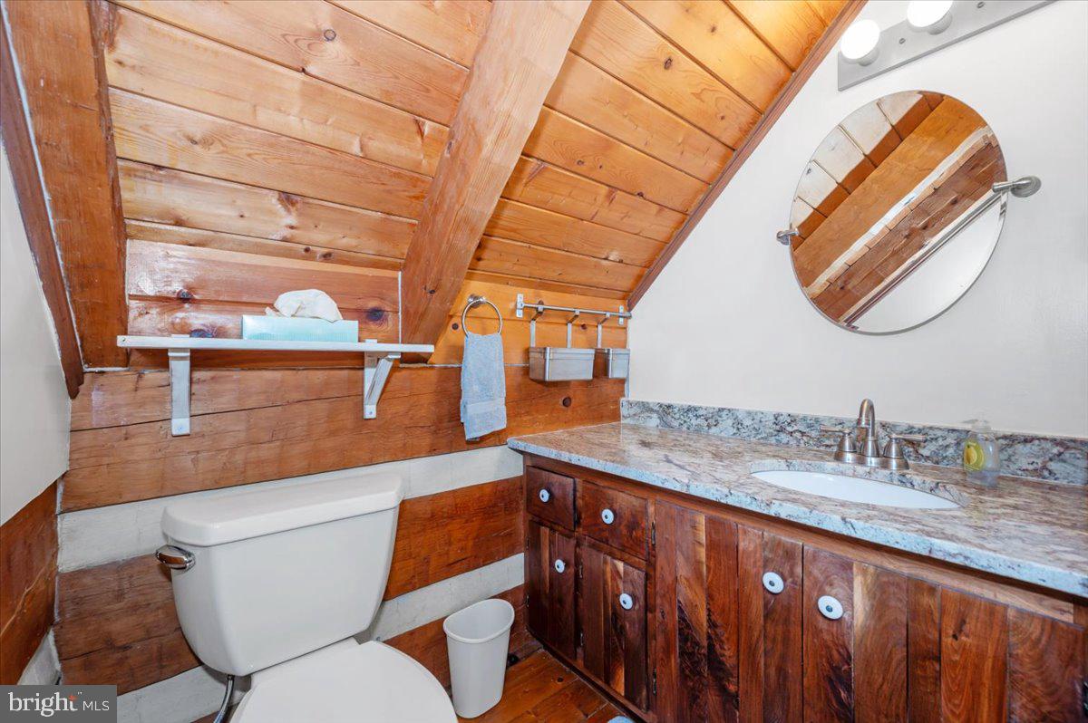 16926 Sprecher Road Sharpsburg, MD 21782 - Photo 30 of 76 Charming rustic bathroom retreat.
