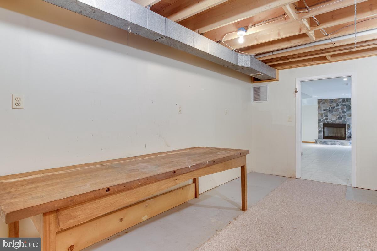 6456 Skipton Drive Hanover, MD 21076 - Photo 53 of 75 Workshop table