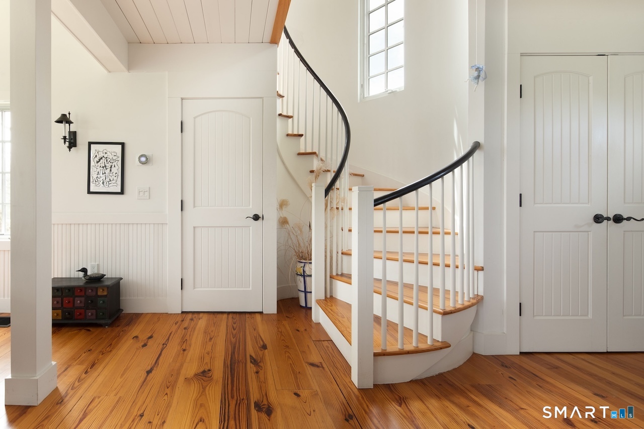 17 Washinee Heights Road Salisbury, CT 06068 - Photo 5 of 20