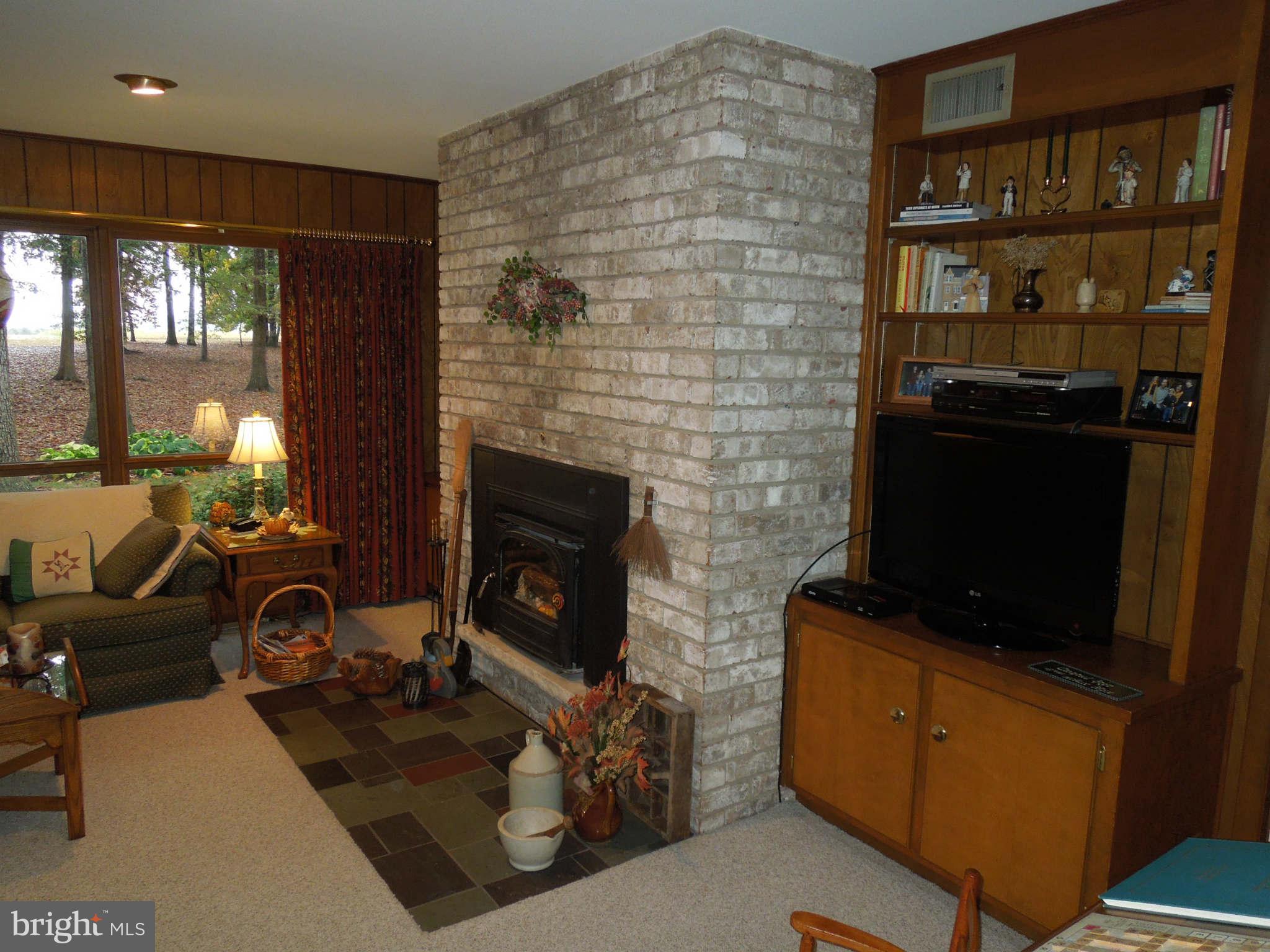 295 Bucher John Road Union Bridge, MD 21791 - Photo 20 of 30 17 X 16 First Floor Family Room