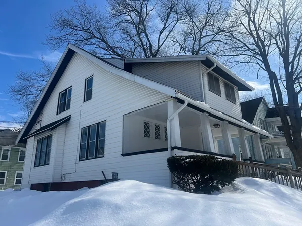 $269,900 | 89 Bristol Street, Springfield, MA 01109