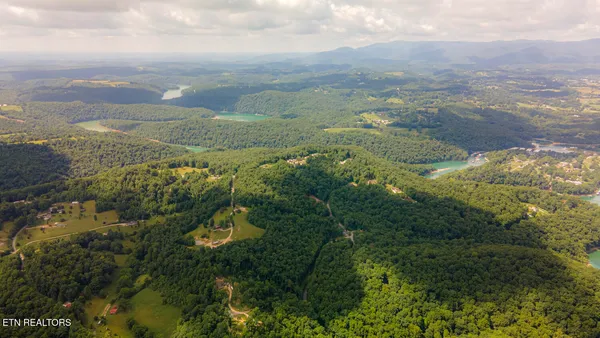 $18,300 | Lake Dr Lane, La Follette, TN 37766