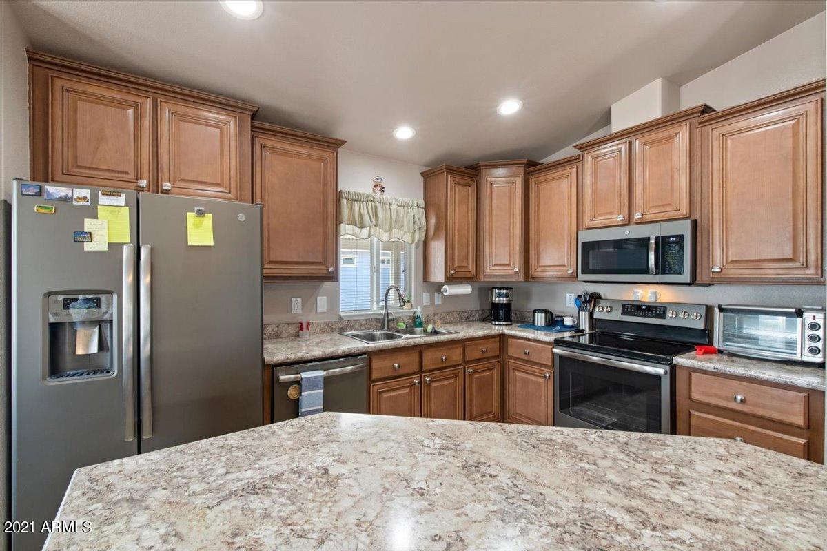 8865 East Baseline Road, Unit 334 Mesa, AZ 85209 - Photo 13 of 26 Kitchen