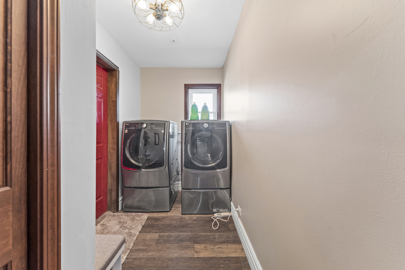619 West End Road Roselle, IL 60172 - Photo 25 of 37 a utility room with dryer and washer