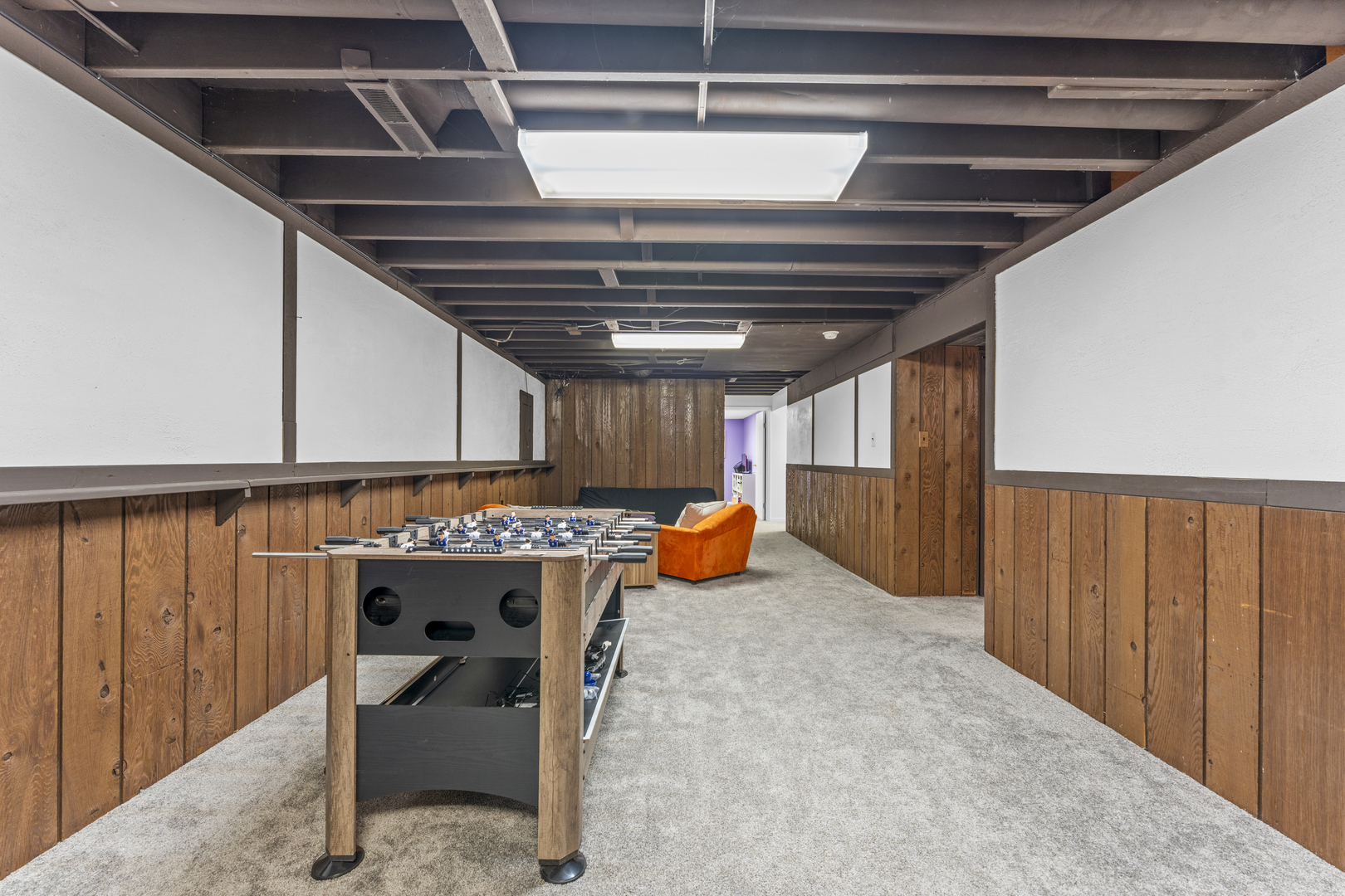 619 West End Road Roselle, IL 60172 - Photo 28 of 37 a view of a room with gym equipment