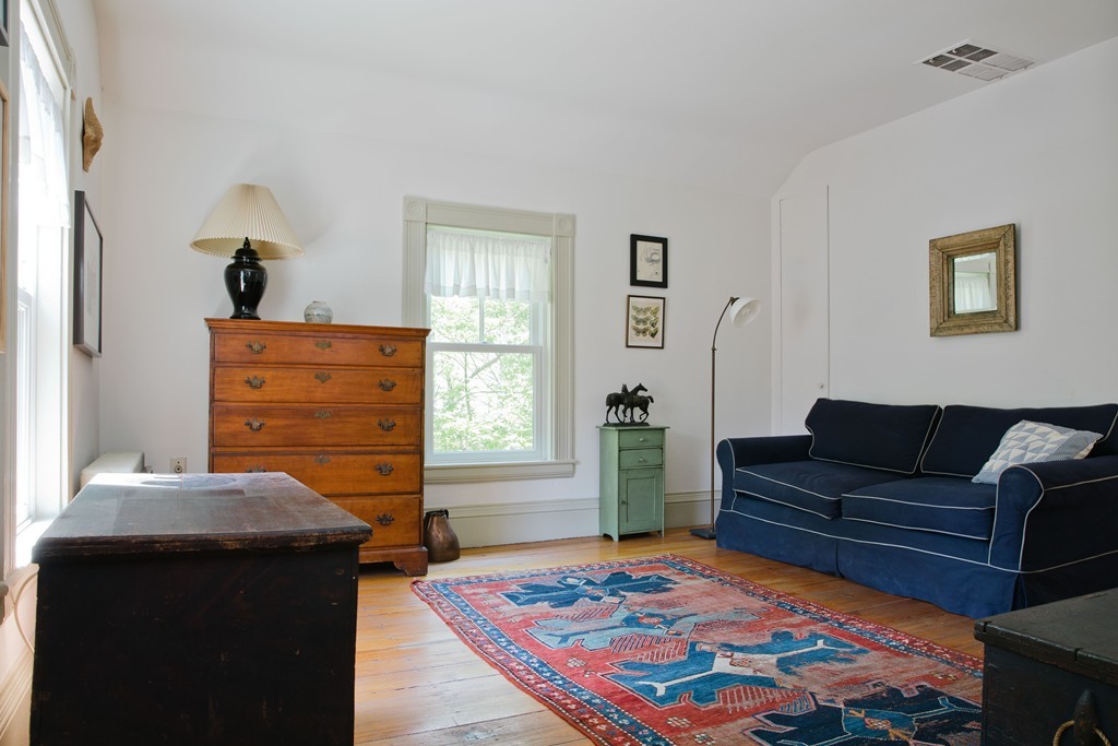 19 Brown Street Cambridge, MA 02138 - Photo 10 of 13