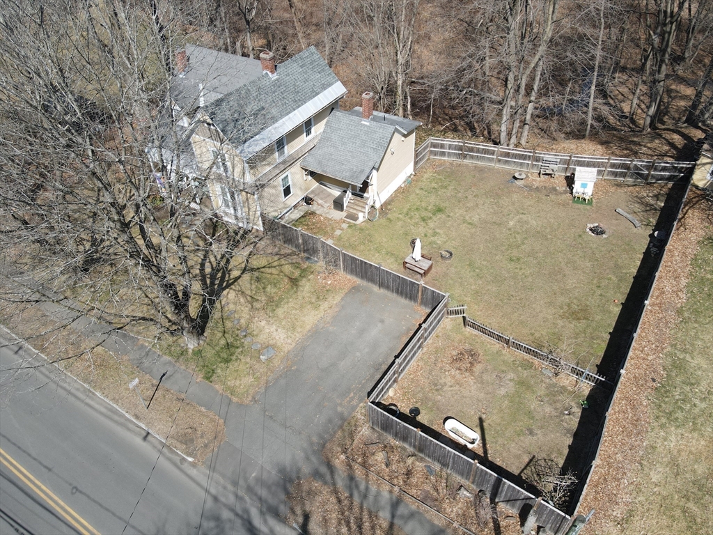 107 Shelburne Road Greenfield, MA 01301 - Photo 11 of 38 Gallery Image 11