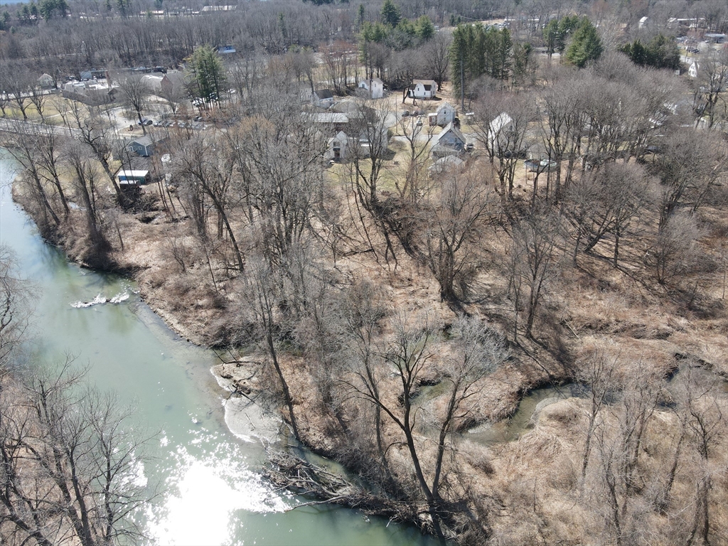 107 Shelburne Road Greenfield, MA 01301 - Photo 17 of 38 Gallery Image 17