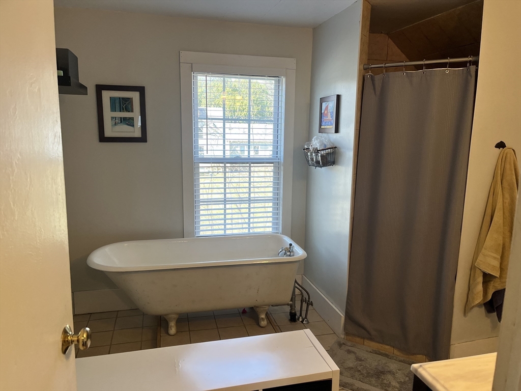 107 Shelburne Road Greenfield, MA 01301 - Photo 34 of 38 Gallery Image 34