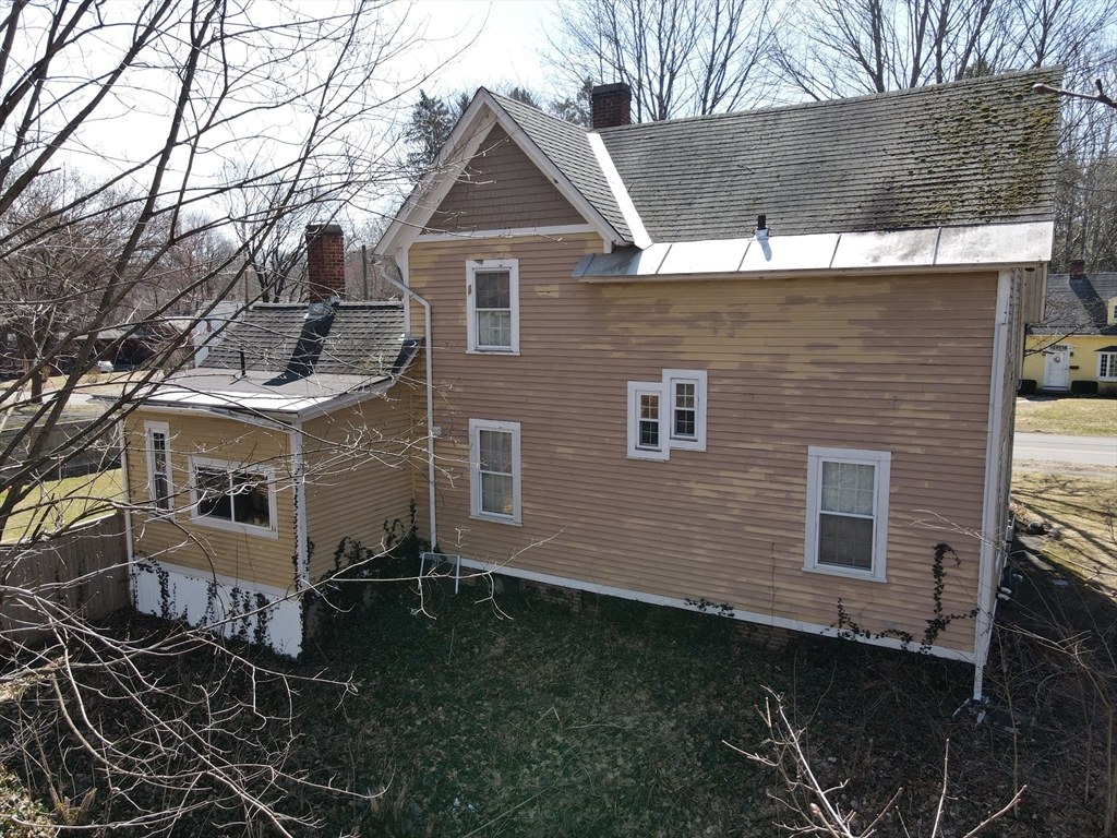 107 Shelburne Road Greenfield, MA 01301 - Photo 8 of 38 Gallery Image 8