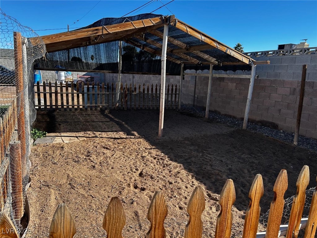 4465 East Cleveland Avenue Las Vegas, NV 89104 - Photo 42 of 50