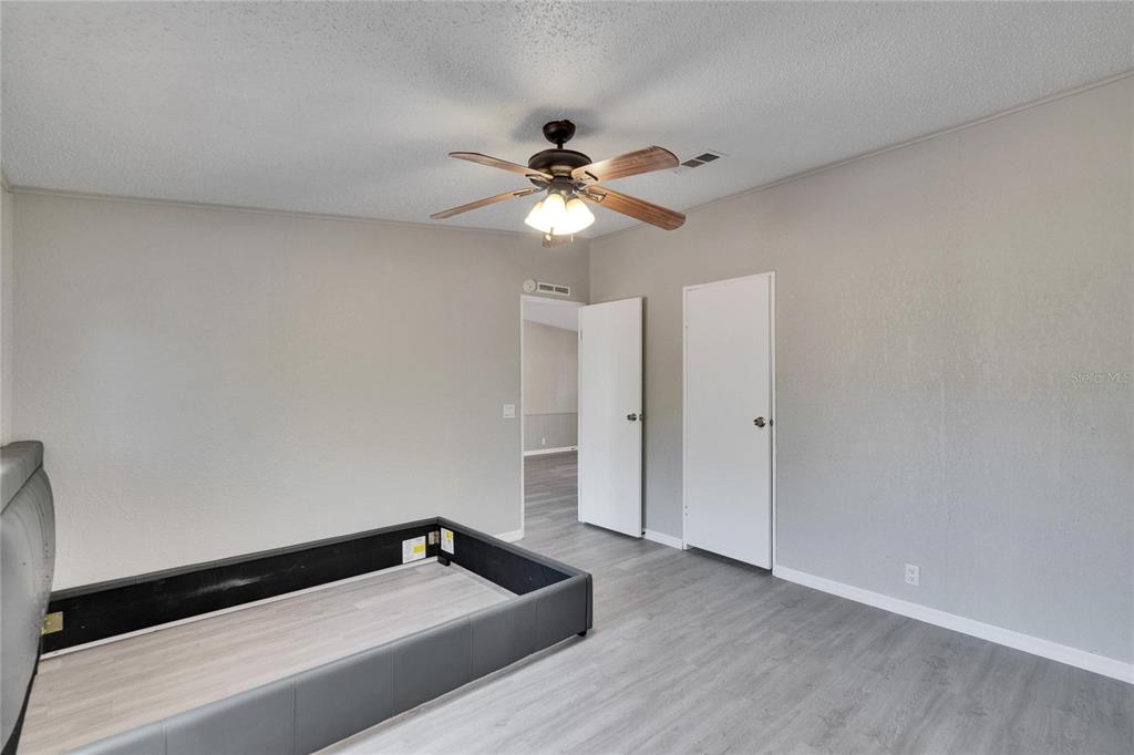 5509 Davis Road Lakeland, FL 33810 - Photo 13 of 40