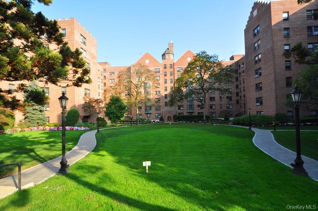 192 Garth Road, Unit TP Scarsdale, NY 10583 - Photo 36 of 43 Scarsdale Manor has two manicured courtyards and all of your utilities (electric, gas, heat and hot water) are included in your maintenance