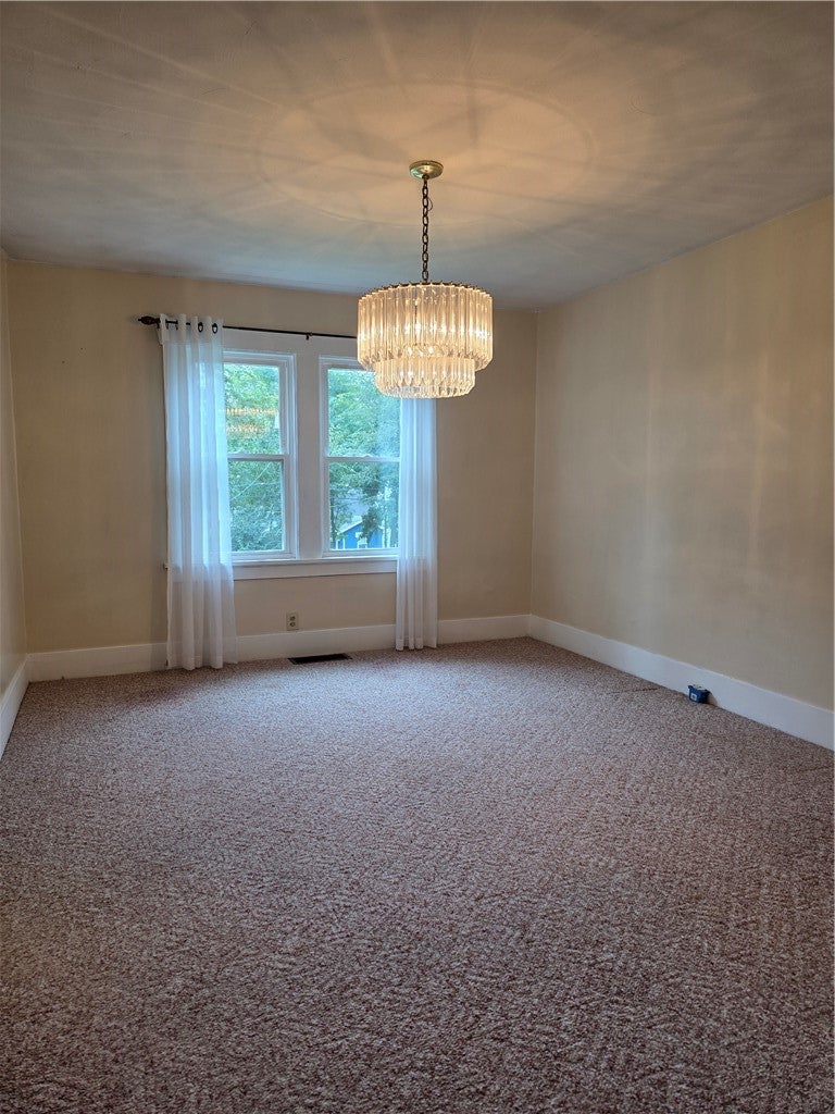 1335 Riverview Avenue Decatur, IL 62522 - Photo 8 of 30 Gallery Image 8
