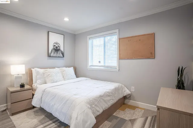 $999,000 | 527 Chester Street, Oakland, CA 94607