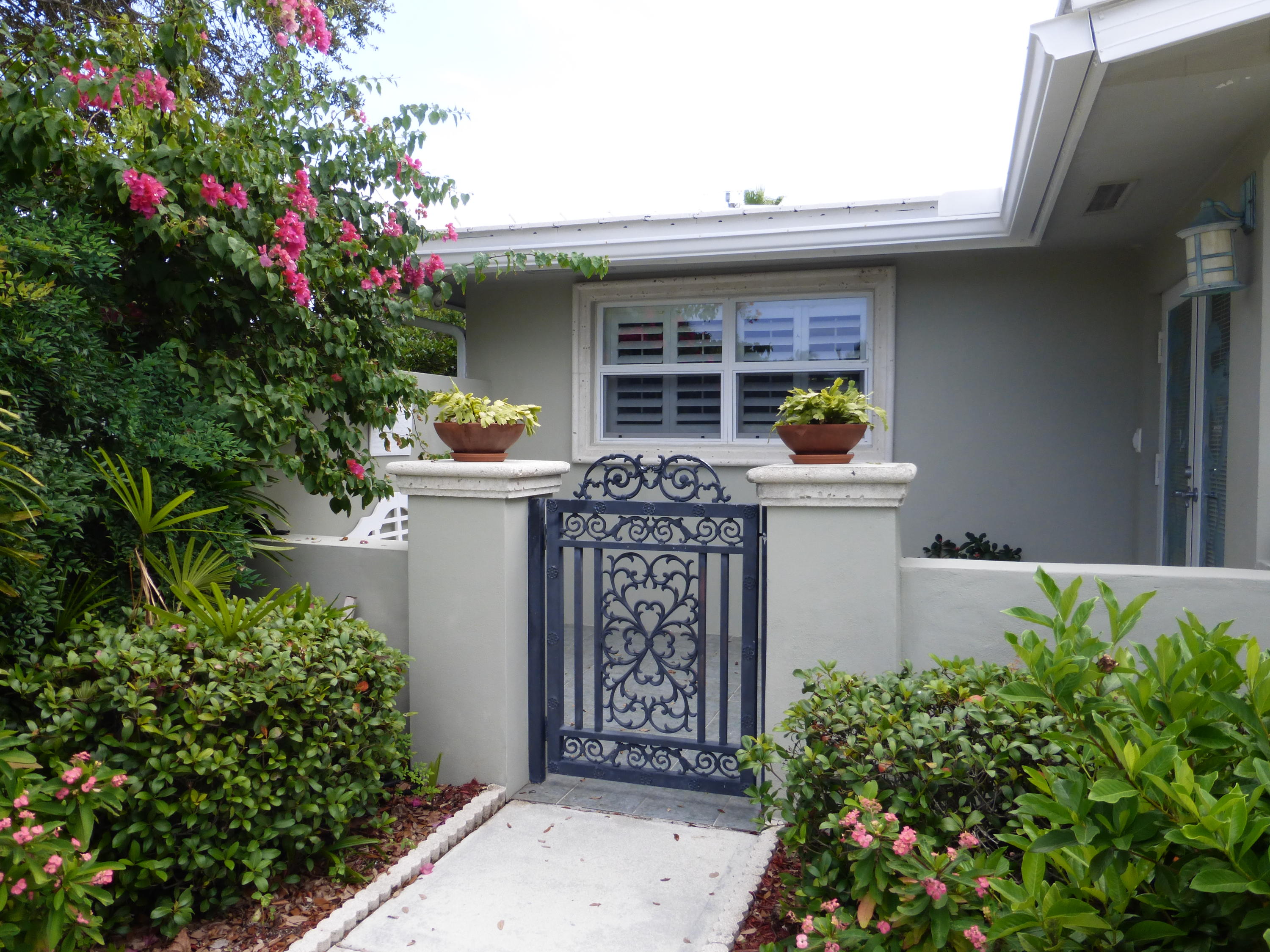 750 Southwest 4th Street Boca Raton, FL 33486 - Photo 3 of 27 Front of Home