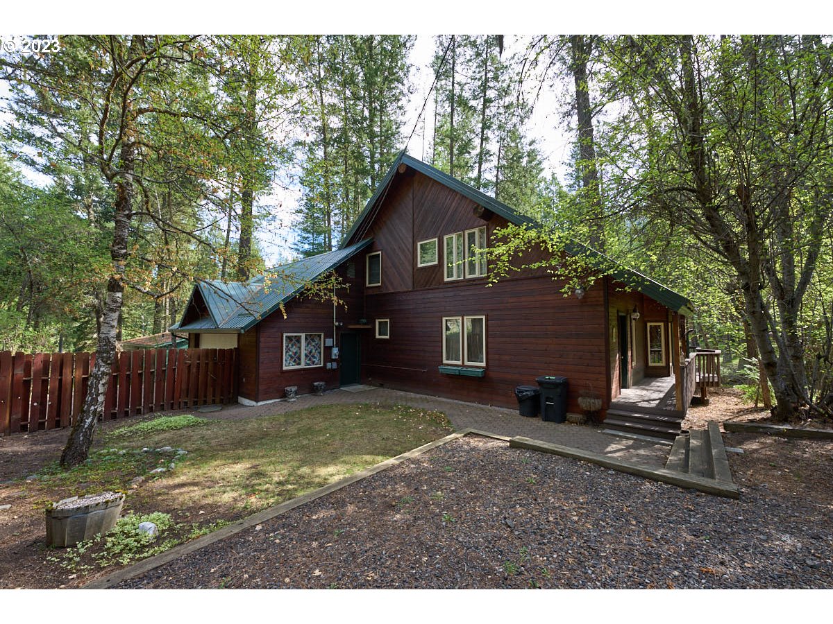 60009 Pollock Road Wallowa Lake, OR 97846 - Photo 2 of 25